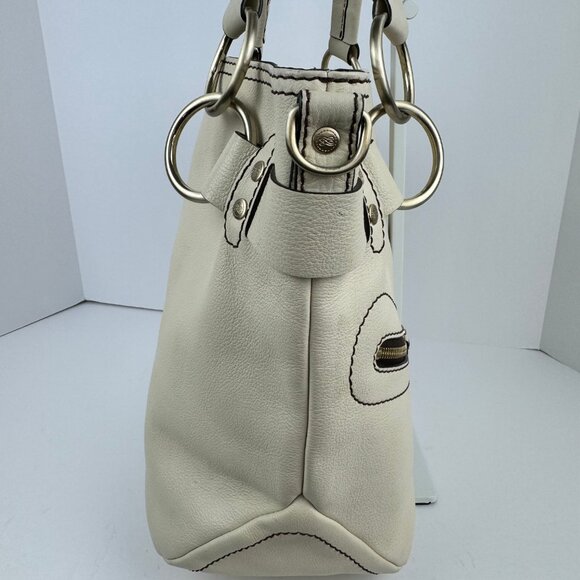 Lancel Paris Shoulder Bag - Picture 4 of 16